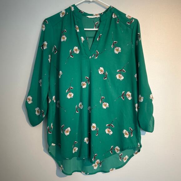 Lush V-Neck 3/4 Sleeve Blouse, Green Floral, Women’s Medium - Picture 1 of 6
